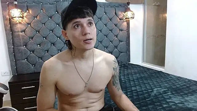 Show de tiger_hot na webcam