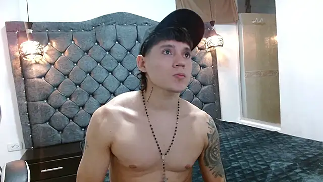 Show de tiger_hot na webcam