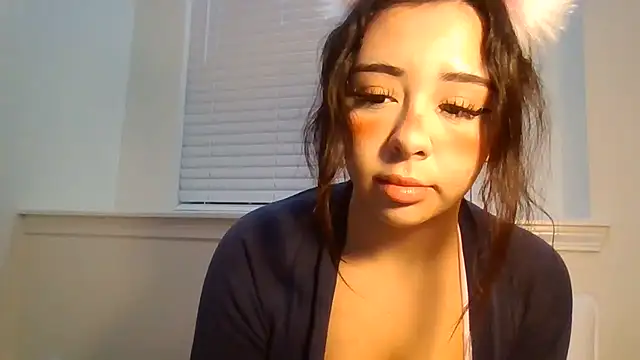 arianababygirl's Webcam Show