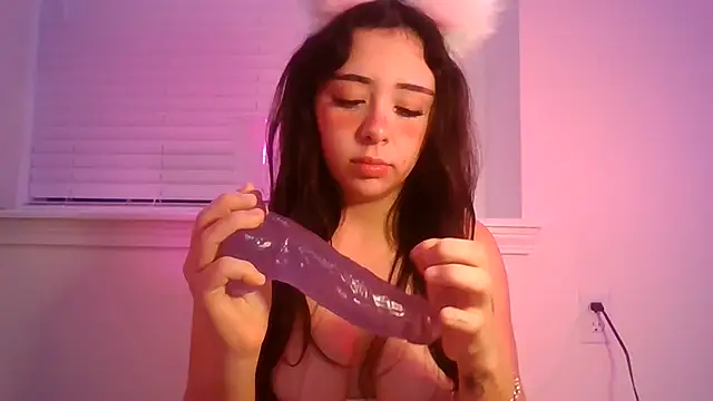 โชว์เว็บแคมของ arianababygirl