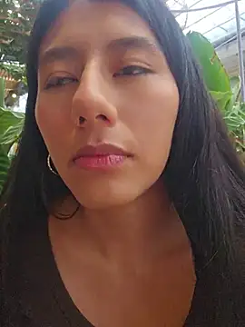 Carla_Alvez Adlı Modelin Canlı XXX Sohbeti