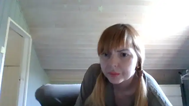 Milka_Ray – Kamerová šou
