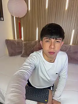 Show de Mathyw_Mont na webcam