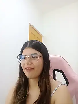 Kathaleya_124 网络视讯表演