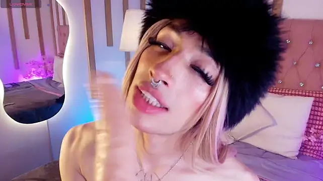 Daphne_Velmont – webcam-show