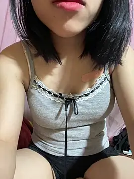 Mimi2kk Show Webcam