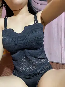 Mimi2kk 在線直播表演