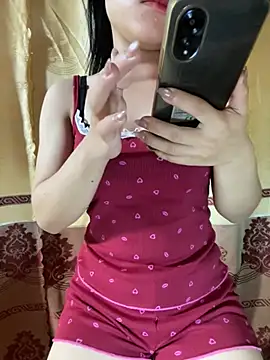 Mimi2kk 网络视讯表演