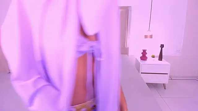 Show modela saharaa_noor na web-kameri