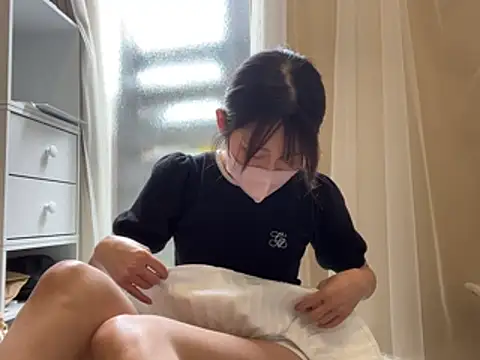 mio3-ch's Live XXX Chat