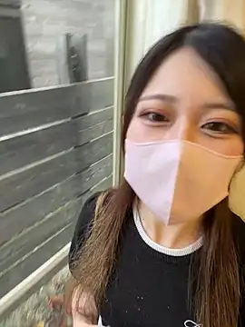 mio3-ch's Live XXX Chat