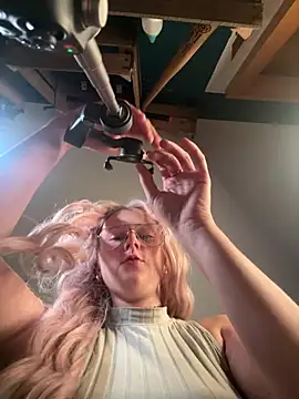 LeaNorah69's Live XXX Chat