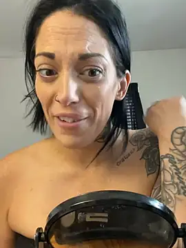 HumbleHottie webcam show