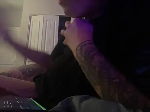 Pokazy przed kamerką – HumbleHottie