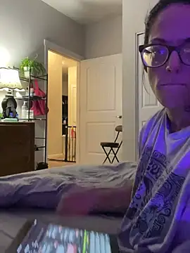 HumbleHottie Show in webcam