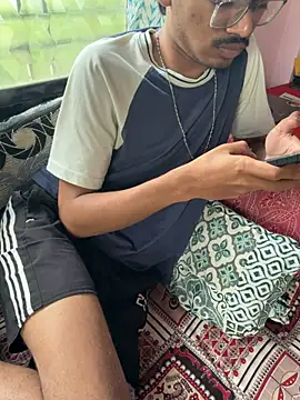 samyuthtwink webcam show