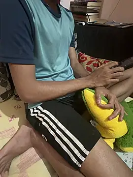 samyuthtwink Show in webcam