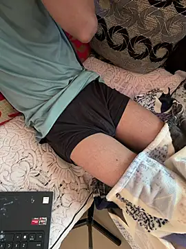samyuthtwink Show in webcam