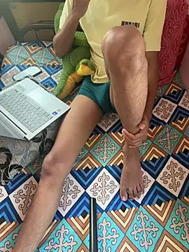 Show modela samyuthtwink na web-kameri