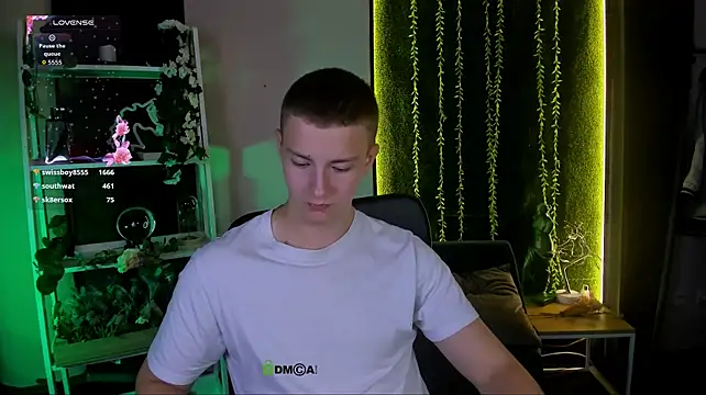 عرض كام noah_nero