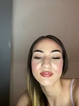 LioraX69 Webcam Show