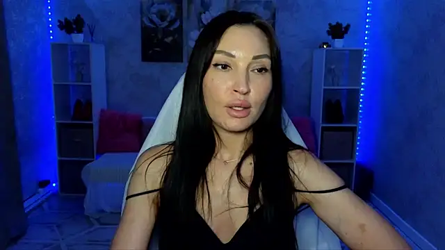 NikoleMills' Live XXX Chat