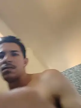 Show modela Ricarlosx na web-kameri