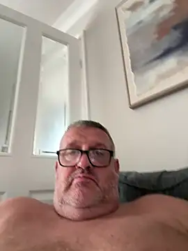 Daddystrokes4u's Webcam Show