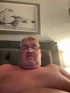 Daddystrokes4u Webcam Show