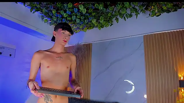 im_ethan_ Webcam-Show