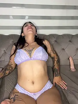 IvyDove's Live XXX Chat