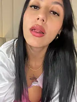 IvyDove's Live XXX Chat