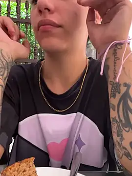IvyDove's Webcam Show