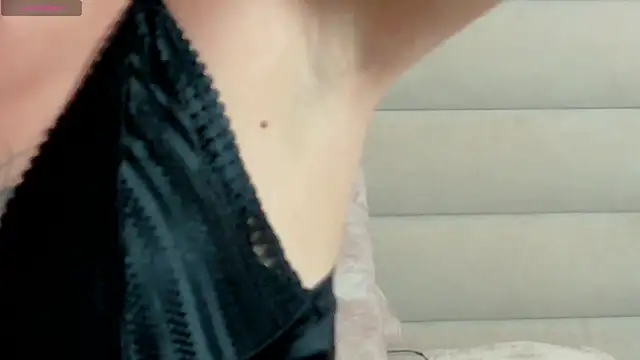 IvyDove's Live XXX Chat