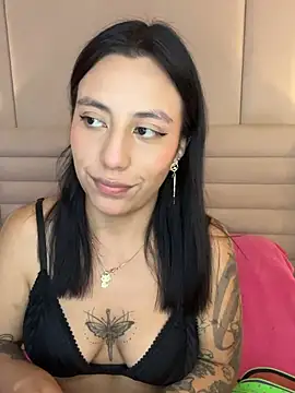 Chatroom XXX en direct de IvyDove