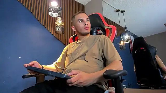 Webkamerová show TomasDuquee