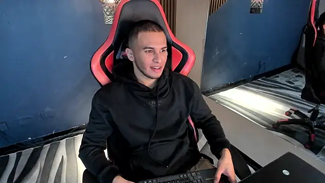 Webkamerová show TomasDuquee
