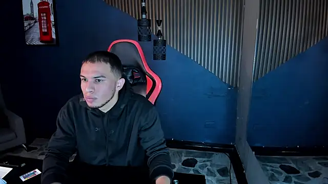 TomasDuquee's Webcam Show