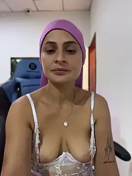 عرض كام aisha_k