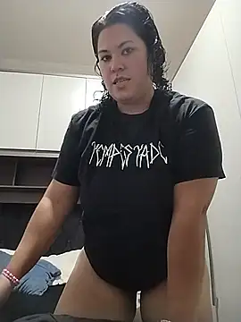 Natasha_Polaroid Live Chatraum
