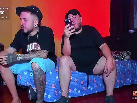 Pokazy przed kamerką – gordito_ricoo