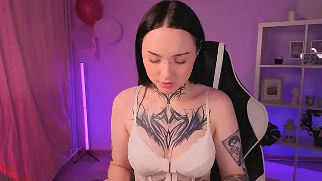 دردشة sweetie_mollyy الجنسية المباشرة
