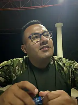 Show de jonny_mili na webcam