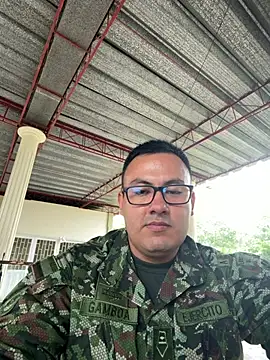 jonny_mili Pertunjukan Webcam