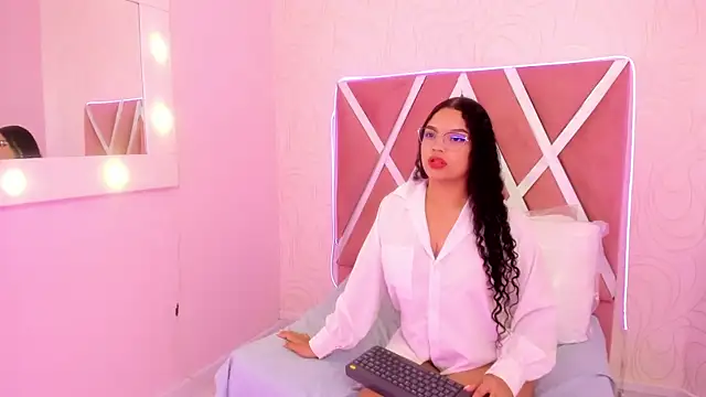 Show modela natalyy_rose na web-kameri