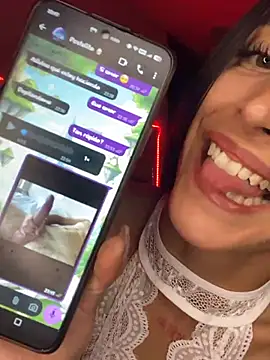 Chatroom XXX en direct de RinNox