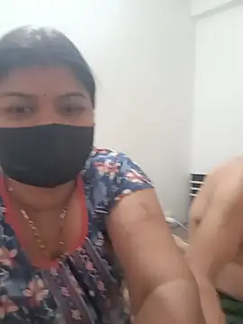 Show de Sassy_messy na webcam
