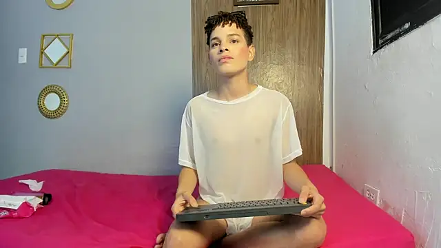 عرض كام boy_hotparty
