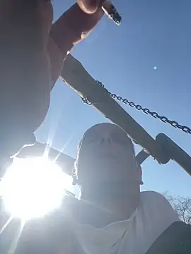 Pokazy przed kamerką – GeldenKuy