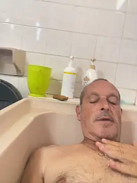 GeldenKuy Pertunjukan Webcam